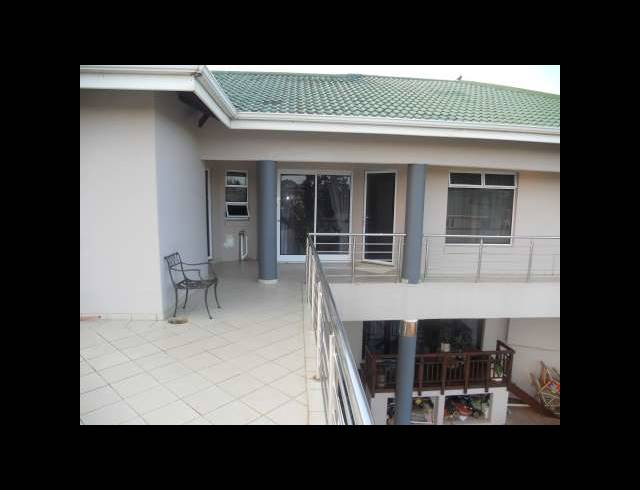 1 BEDROOM DUET TO LET IN SOMERSET PARK